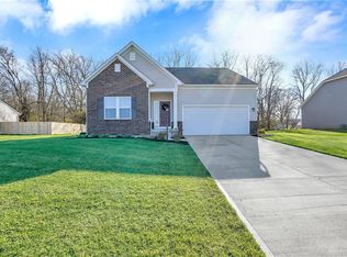 7418 Timber Valley Dr, Franklin, OH 45005