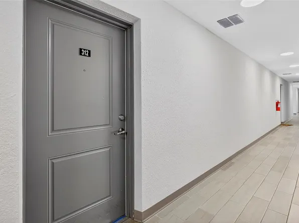1230 Southstation Pl #312, Orlando, FL 32809