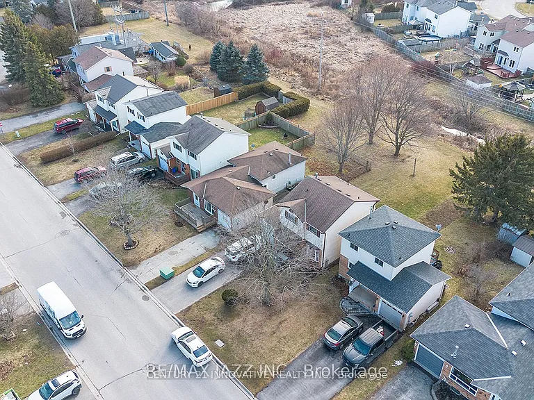 125 Peacock Blvd — Photo 28