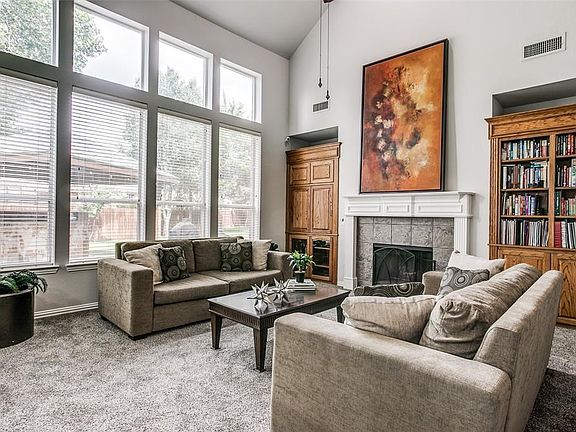 2nd image of 530 Ivy Ct