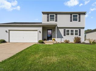 618 Song Bird St, Elyria, OH 44035
