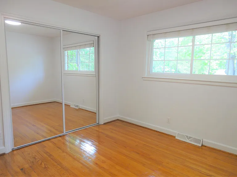 4606 Willa Way — Photo 20