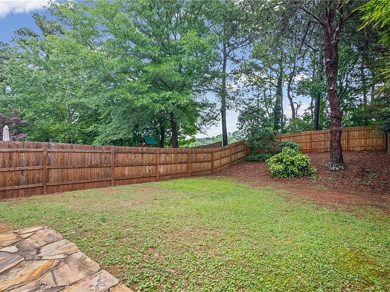 1566 Paces Ferry North Dr SE — Photo 32