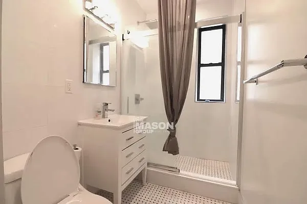 Rented by Mason Group LLC | media 18