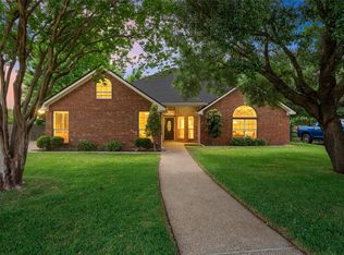 940 Cheyenne Trl, Hewitt, TX 76643