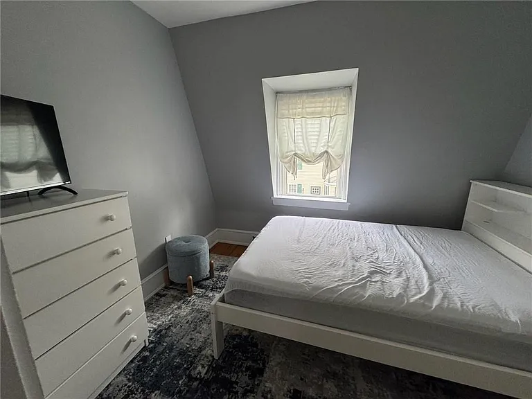 4 Hammond St #5 — Photo 24