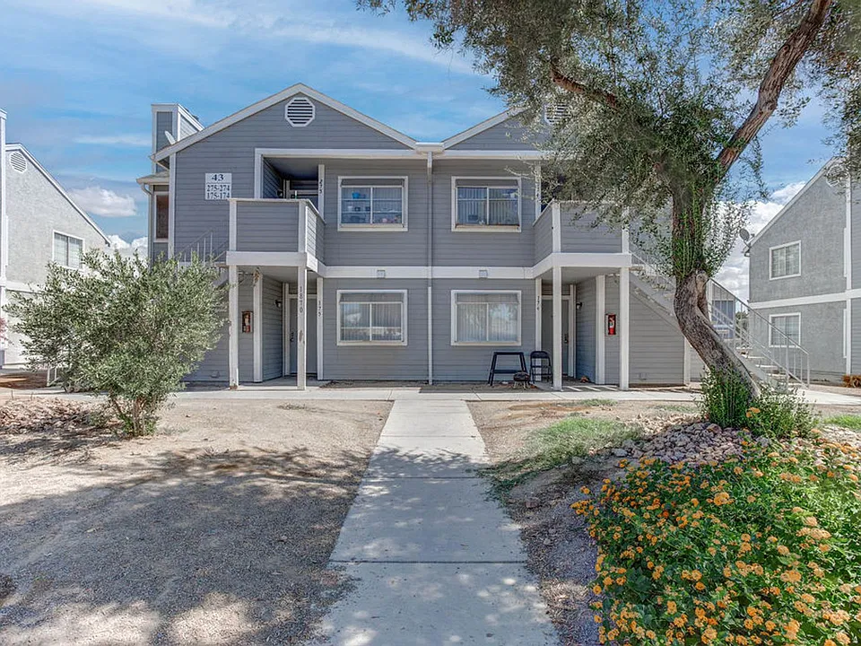 1870 Nebula Dr