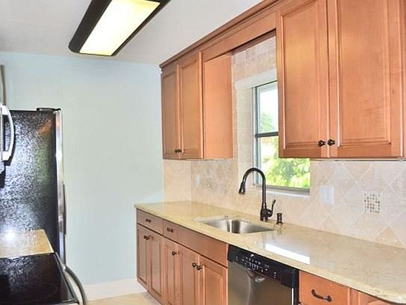 2nd image of 1065 Gulf Shore Blvd N APT 416