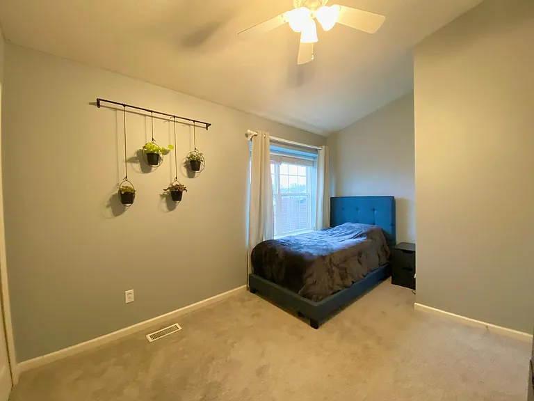 1035 Meadow Run — Photo 13