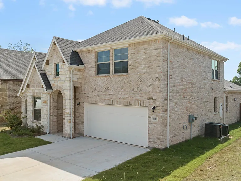 3513 Twin Pond Trl — Photo 40