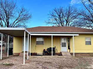1359 Harrison Ave, Lamont, OK 74643