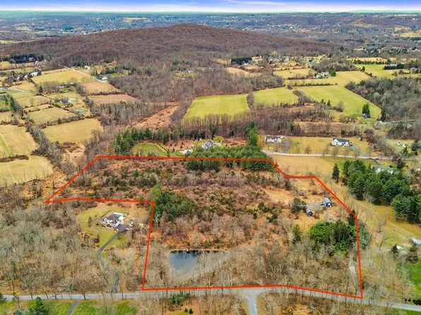 11 Springtown, Flemington, NJ 08822