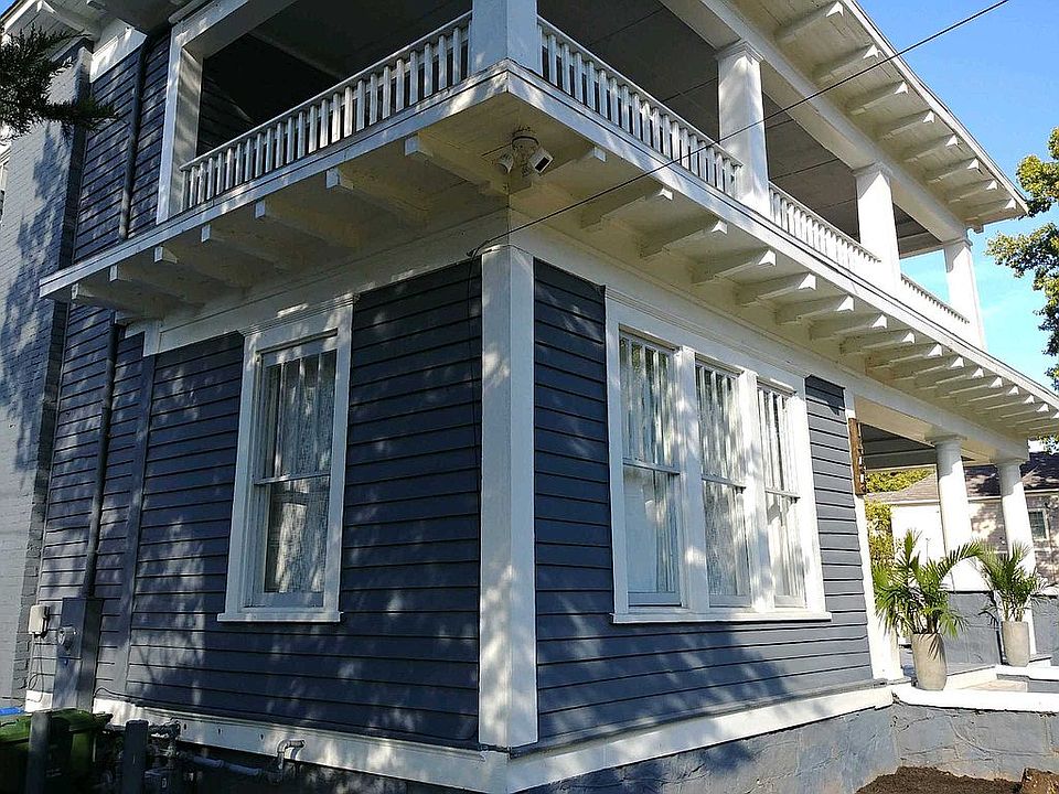 2nd image of 1455 S Gordon St SW