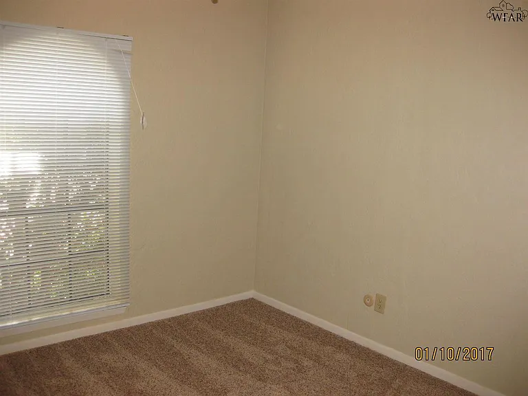 4714 Priscilla Ln — Photo 9