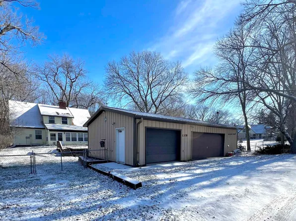 1308 Gary Ave, Spirit Lake, IA 51360