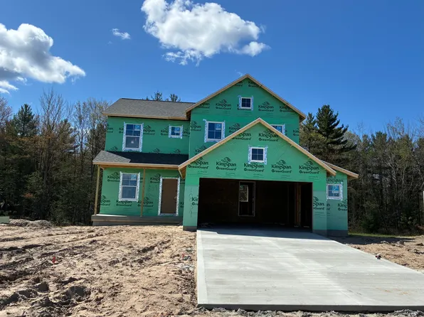 1839 Lowe Dr, Spring Lake, MI 49456