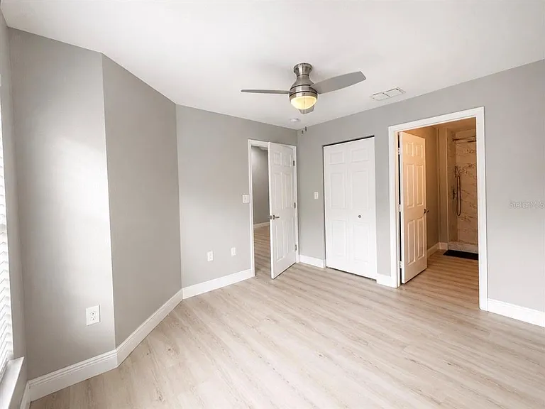 9160 Lake Chase Island Way #9160 — Photo 15