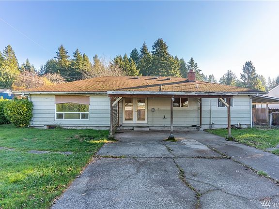 With a little bit of creativity, this backyard will be a great place to entertain and enjoy year-round outdoor activities. 