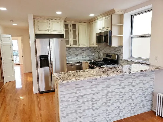 Rented by Azure Realty NY LLC | media 66