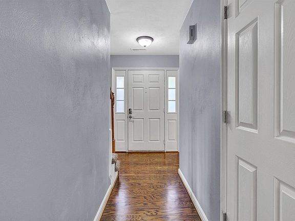 5th image of 5056 Orchard Park Dr