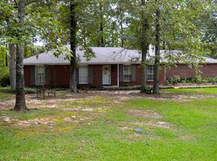 735 N Oakridge Dr, Brandon, MS 39047