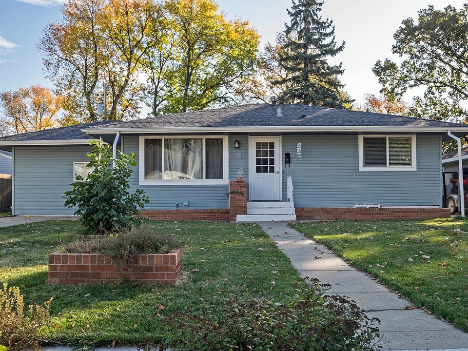 1st image of 201 17th St SE #4B-2BA-1304SQFT
