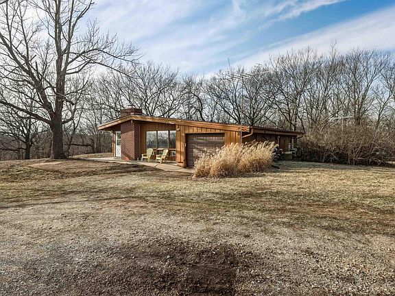 2nd image of 9415 T4 Rd