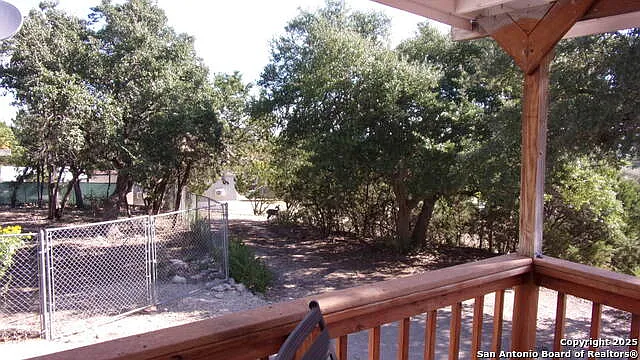 252 Sir Winston Dr — Photo 6