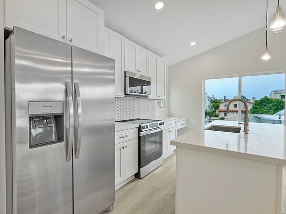 2nd image of 4269 Dawes St