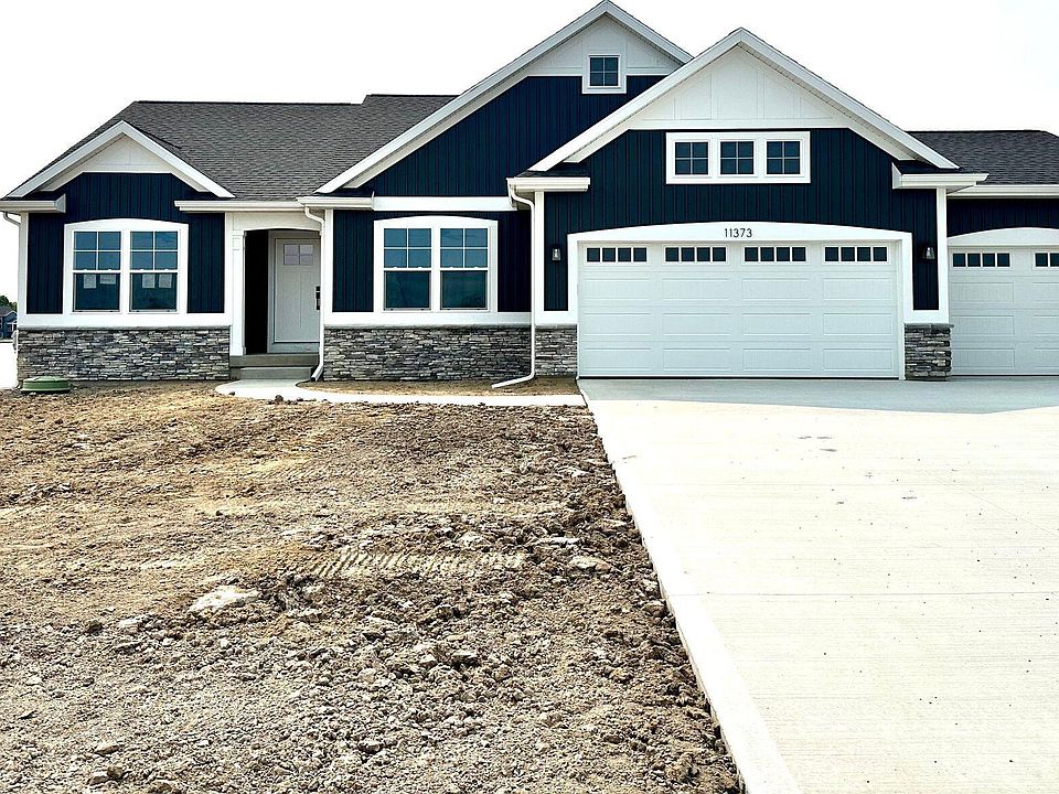 1st image of 11373 Shoreline Dr #65