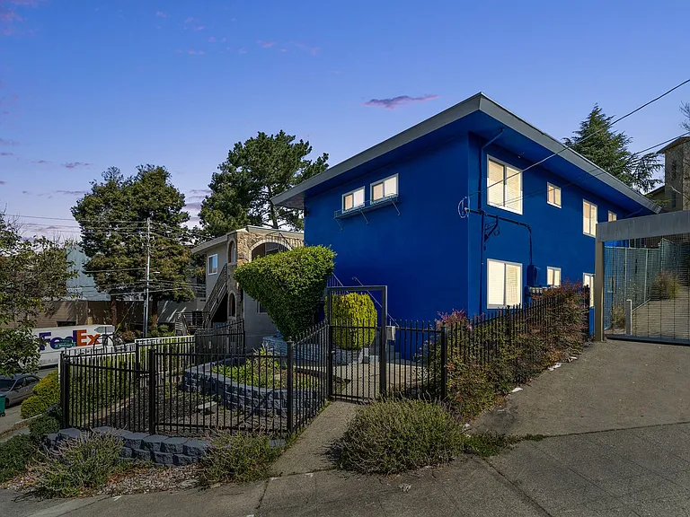 8 Whitmore Place #1 - 2 bedroom | 1 bathroom | Lower unit — Photo 18