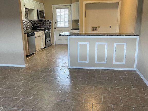 Living Room looking into kitchen