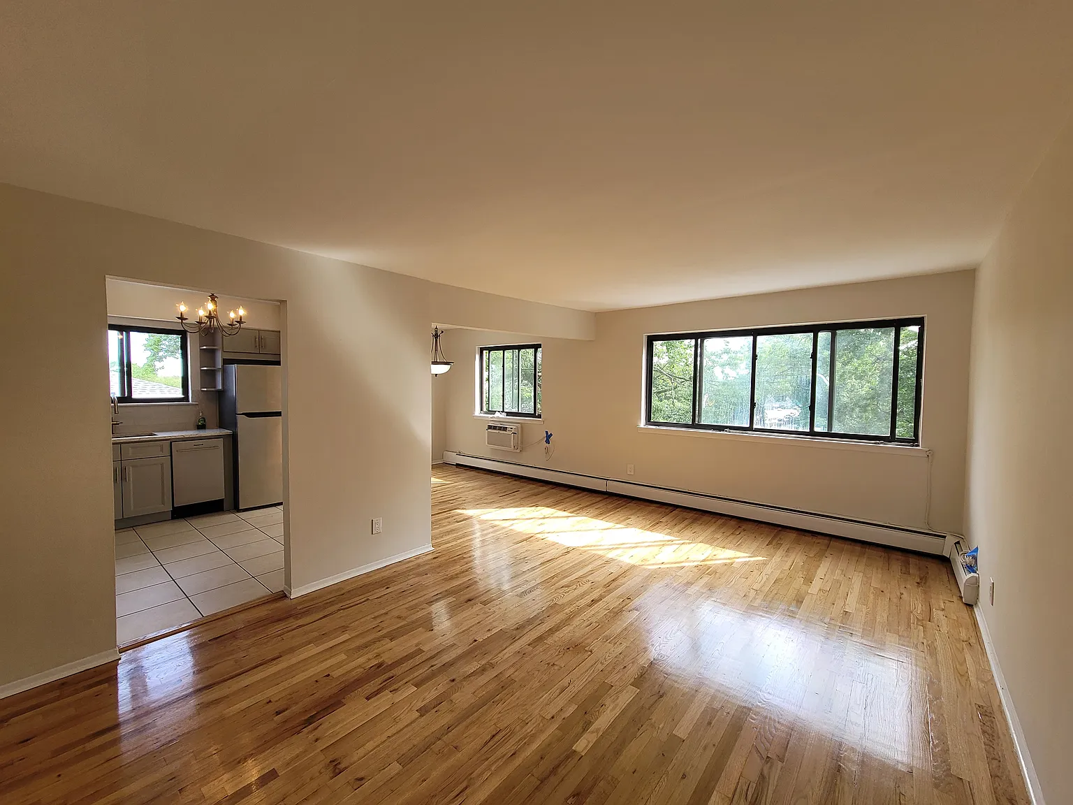 74-11 Astoria Boulevard North — Photo 3