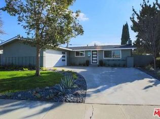 2010 W Willow Ave, Orange, CA 92868