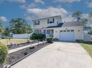 235 Mandarin Rd, Brick, NJ 08723