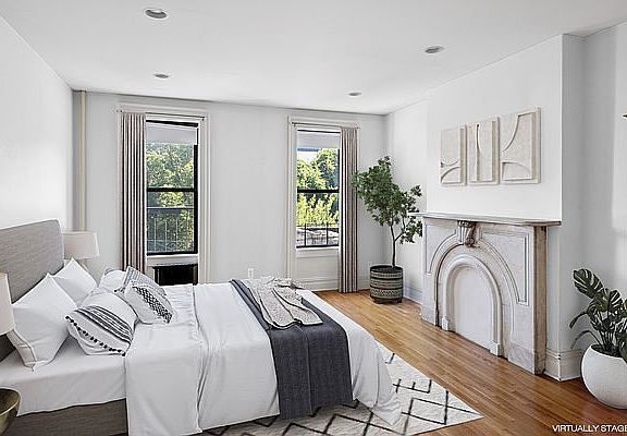 3rd image of 397 Sackett St
