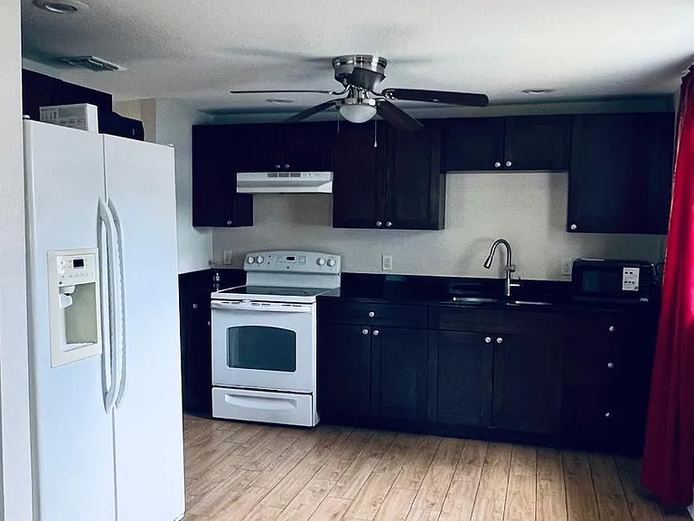 1113 Southern Ave — Photo 3