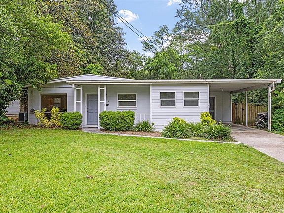 3rd image of 413 Essex Dr