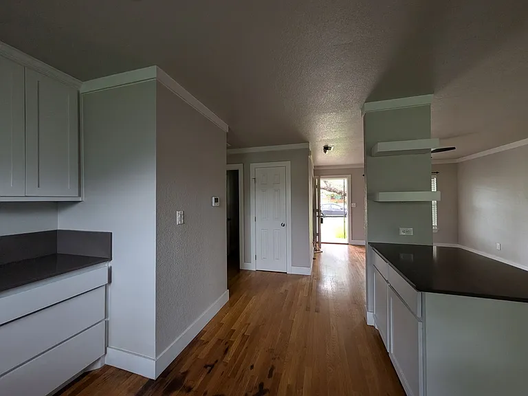 106 Woodland Ave — Photo 10