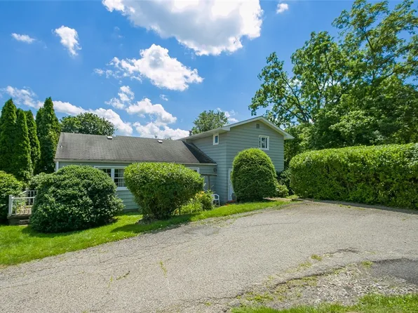 216 Freeport St, Delmont, PA 15626