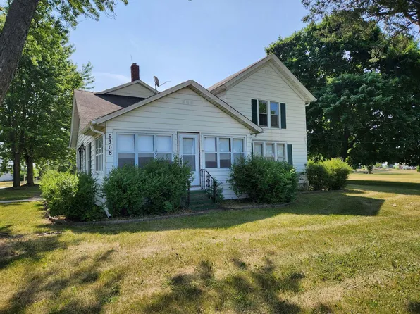 9308 State Route 47, Hebron, IL 60034