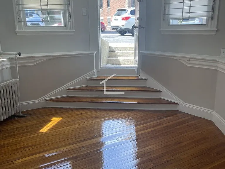 212 Kelton St #B — Photo 3