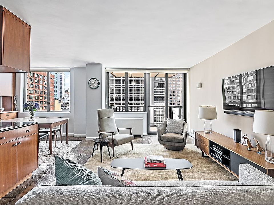 1st image of 300 E 54th St APT 25J