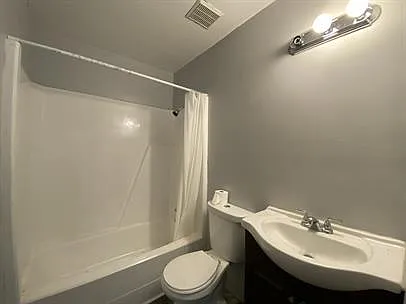 800 W Washington St #4 — Photo 54