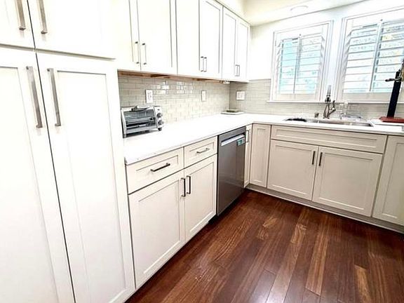4th image of 24373 La Glorita Cir