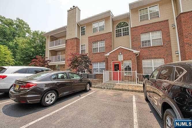 1st image of 3102 Schindler Ln