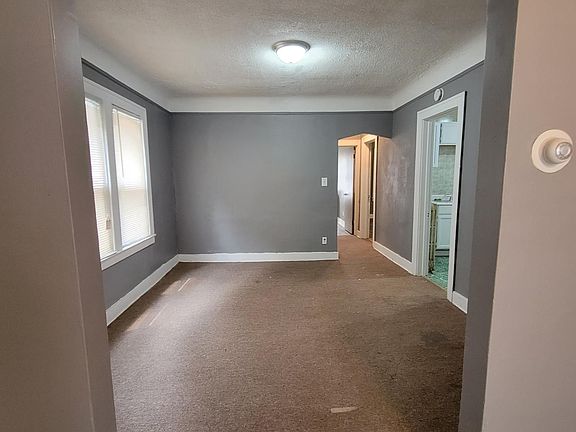 5th image of 3808 Kendall St #1