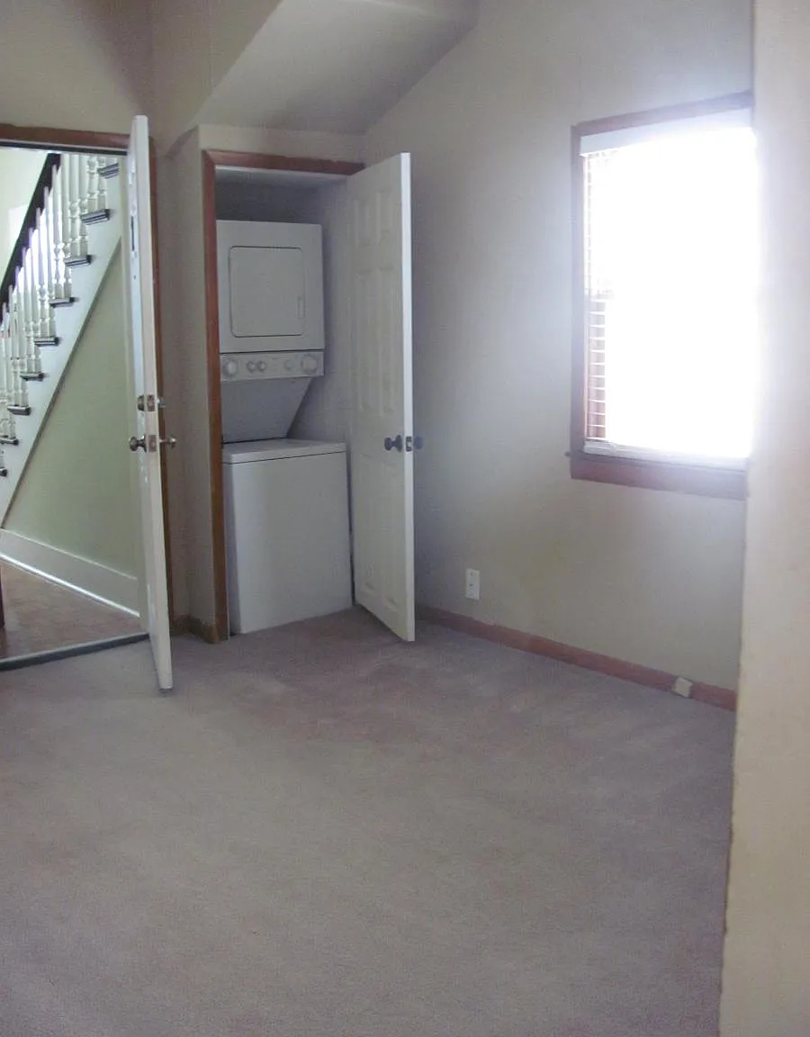 2 bed, $1,250 — Photo 3