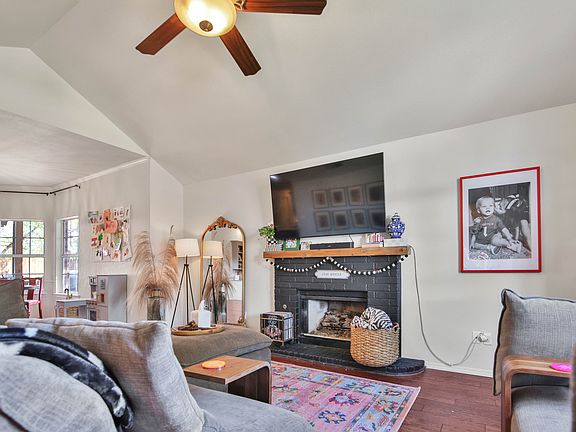 4th image of 6018 74th St