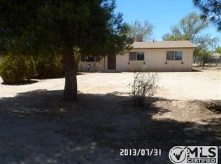 10690 11th Ave, Hesperia, CA 92345